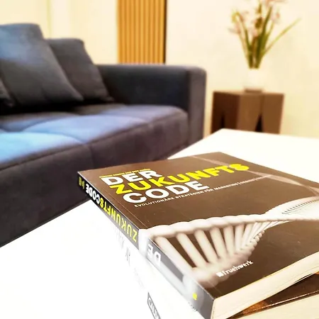 Flair-apartments 'salz & Flair' Kurstadt-appartment, 450 M Bahnhof, Fuer Urlaub Oder Geschaeftsreise, Innenstadtnah, Separater Eingang, 24 Std Check-in,wlan, 55 Zoll-fernseher, Streaming, Kueche, Regendusche, Doppelbett, Schlafsofa باد سالزفلن